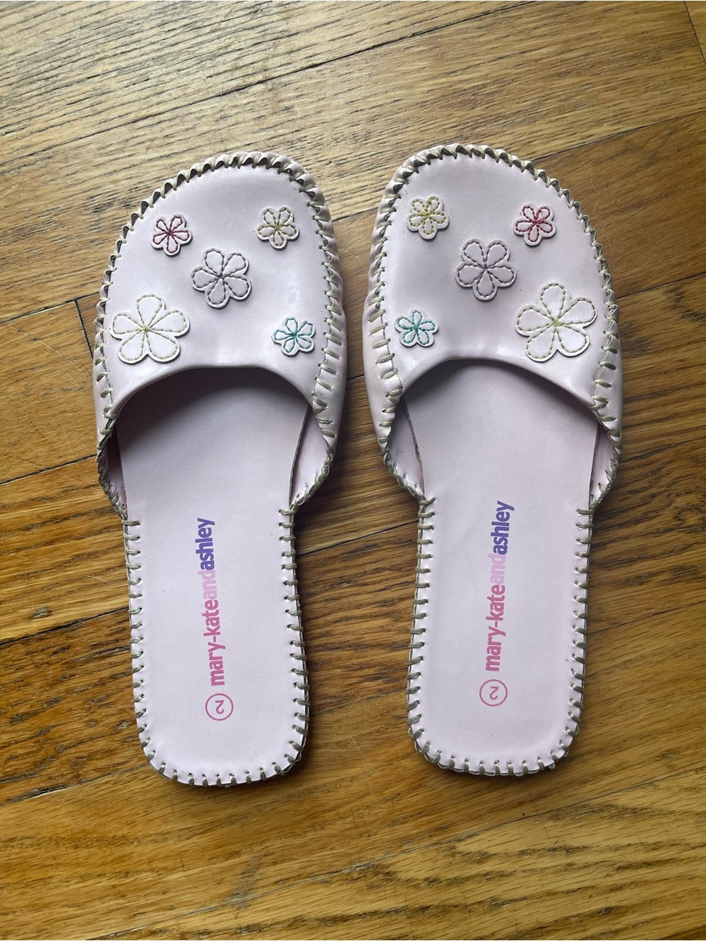 Mary-Kate & Ashley Girls' Pink Floral y2k vintage Slip-On Sandals